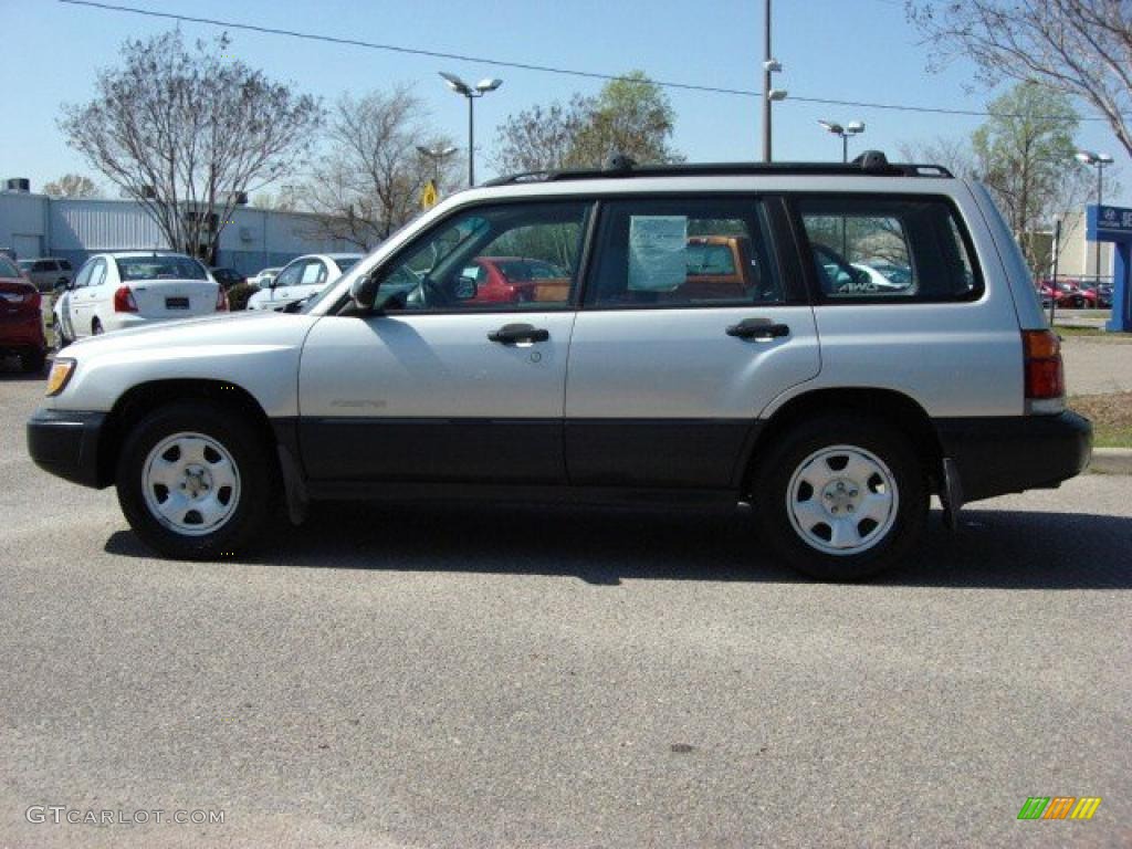 2000 Forester 2.5 L - Silverthorn Metallic / Gray photo #3