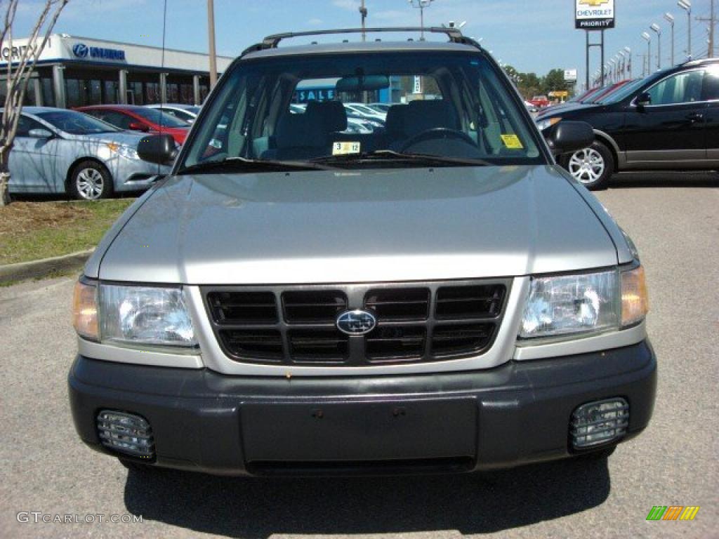 2000 Forester 2.5 L - Silverthorn Metallic / Gray photo #9