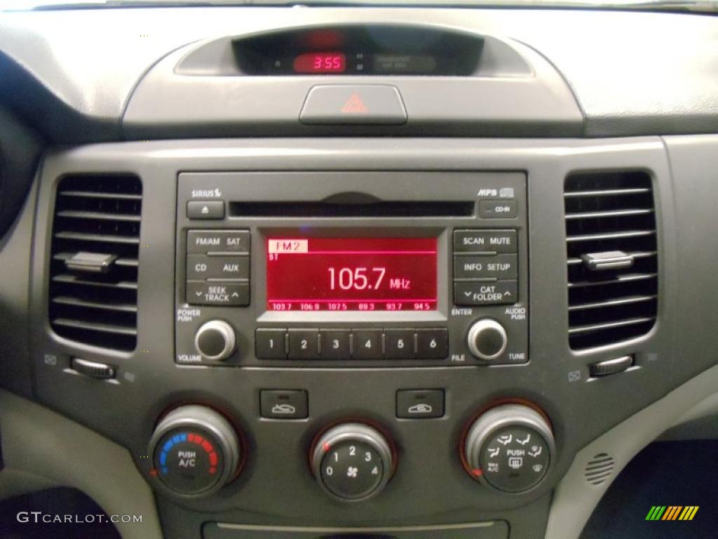 2009 Kia Optima LX Controls Photo #47194091