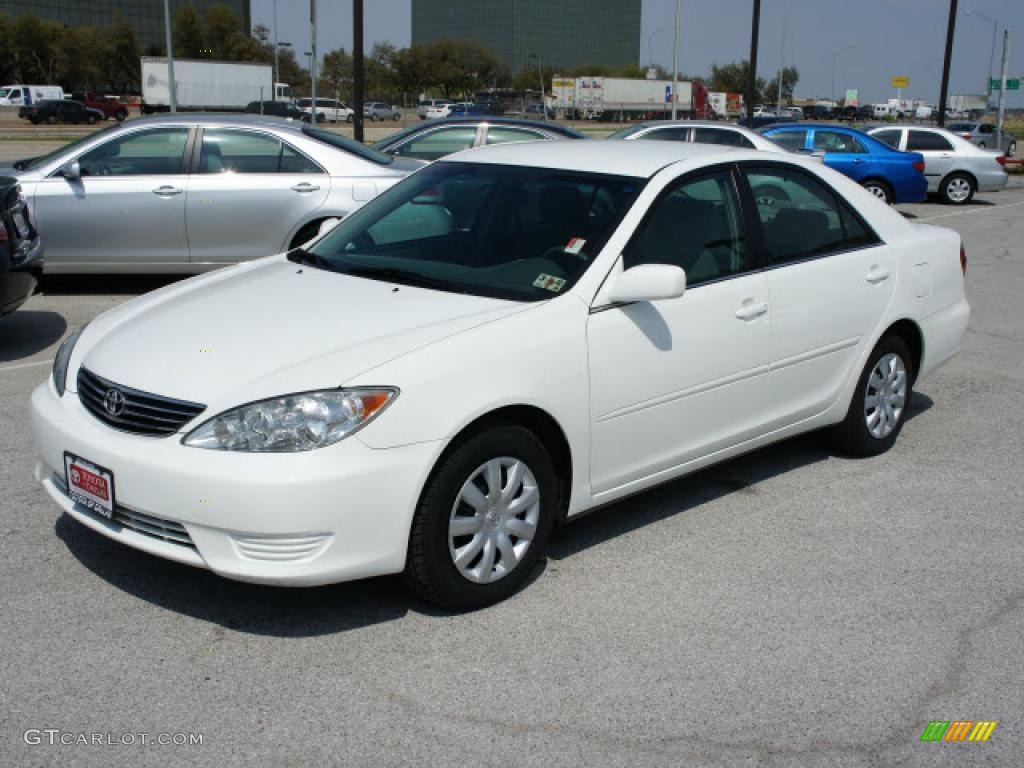 Super White Toyota Camry