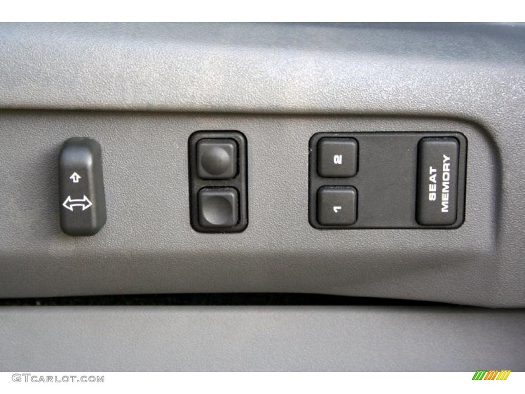 2000 Land Rover Range Rover 4.6 HSE Controls Photo #47194619