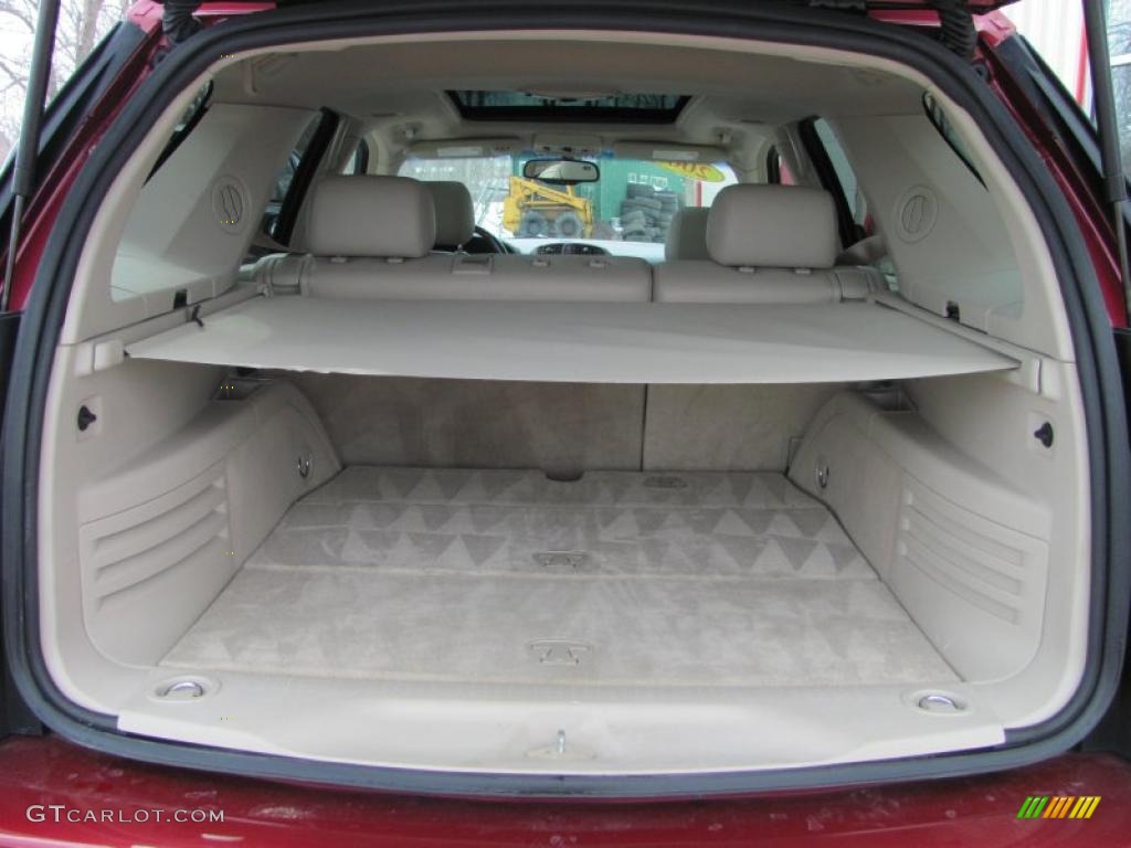 2005 Cadillac SRX V6 Trunk Photo #47195159