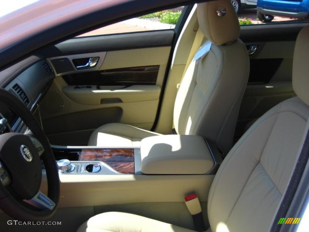 Barley Beige/Truffle Brown Interior 2011 Jaguar XF Sport Sedan Photo #47195525