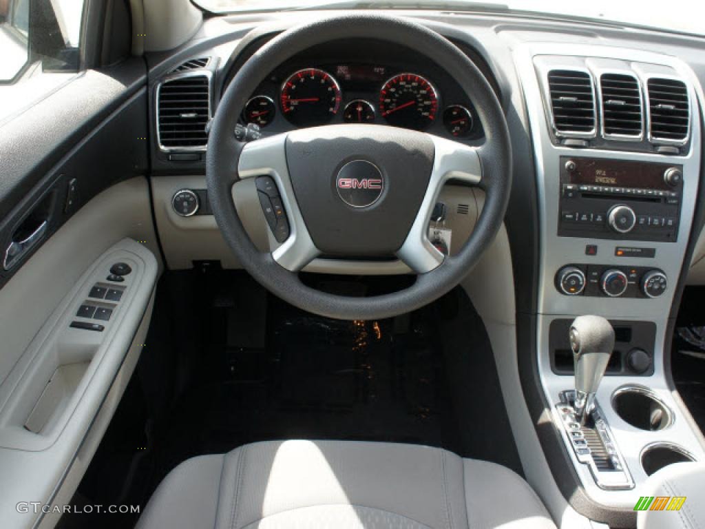 2007 GMC Acadia SLE Titanium Dashboard Photo #47195771