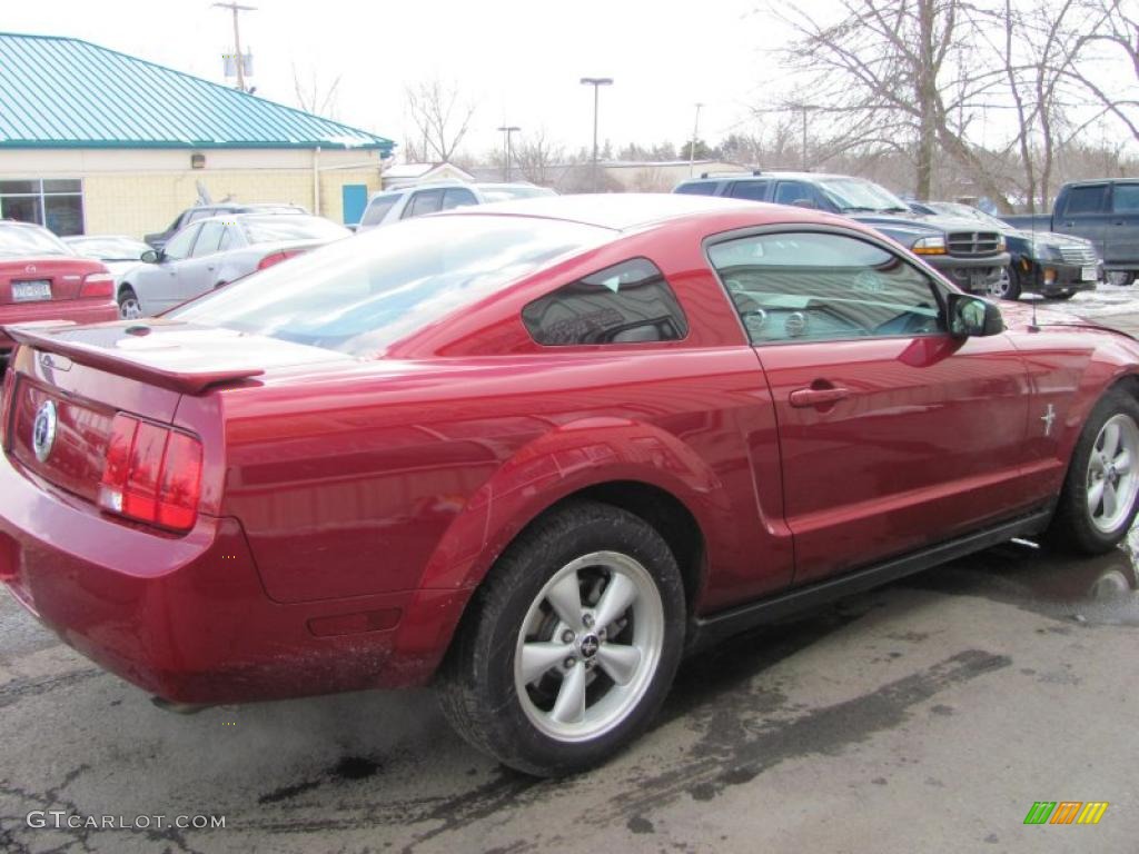 2007 Mustang V6 Deluxe Coupe - Redfire Metallic / Dark Charcoal photo #15