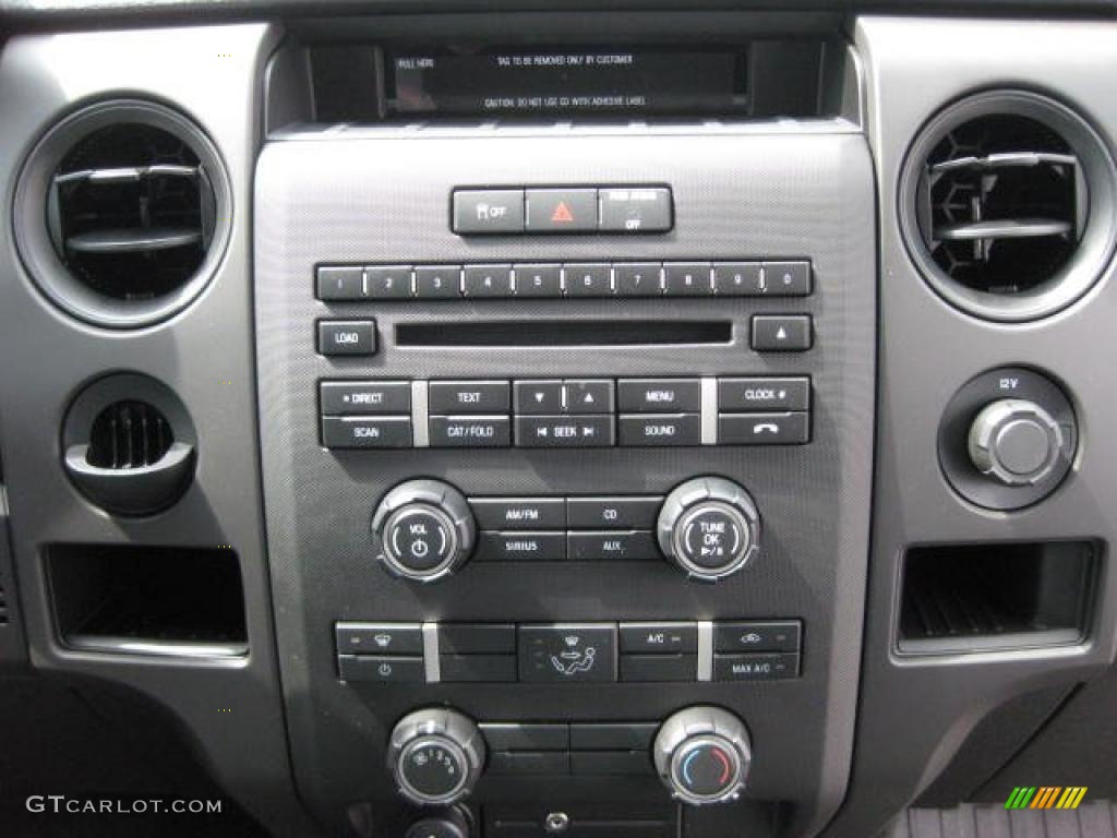 2011 Ford F150 XL SuperCab 4x4 Controls Photo #47196359