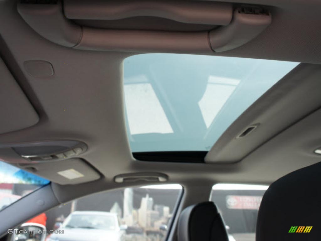 2009 Hyundai Genesis 4.6 Sedan Sunroof Photos