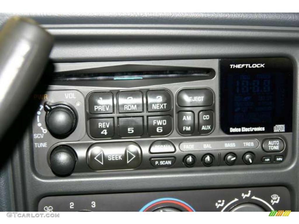 2000 GMC Sierra 1500 SLE Regular Cab 4x4 Controls Photo #47197088