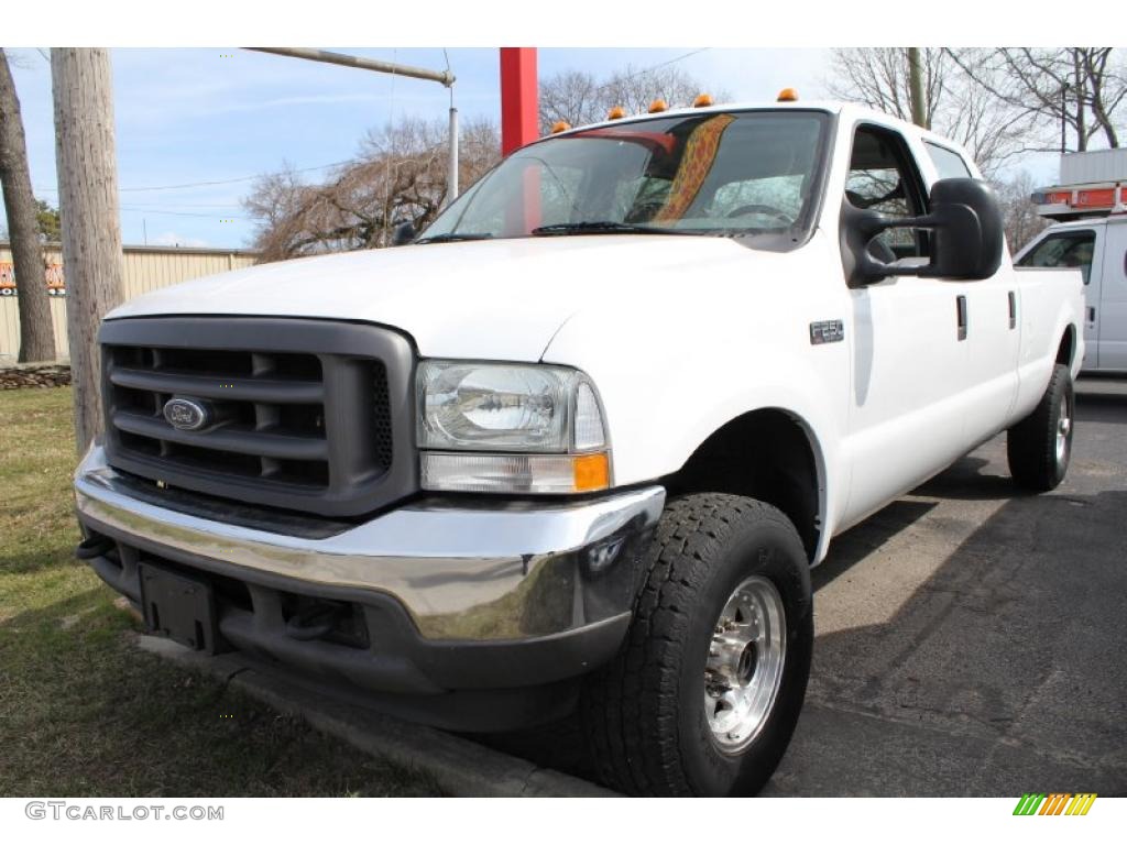 2004 F250 Super Duty XL Crew Cab 4x4 - Oxford White / Medium Flint photo #1