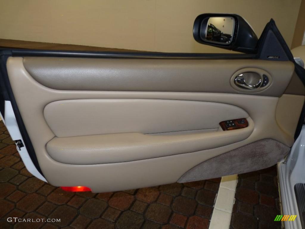 2006 Jaguar XK XK8 Convertible Cashmere Door Panel Photo #47198330