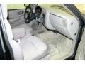 Medium Gray Interior Photo for 2003 Chevrolet S10 #47198333