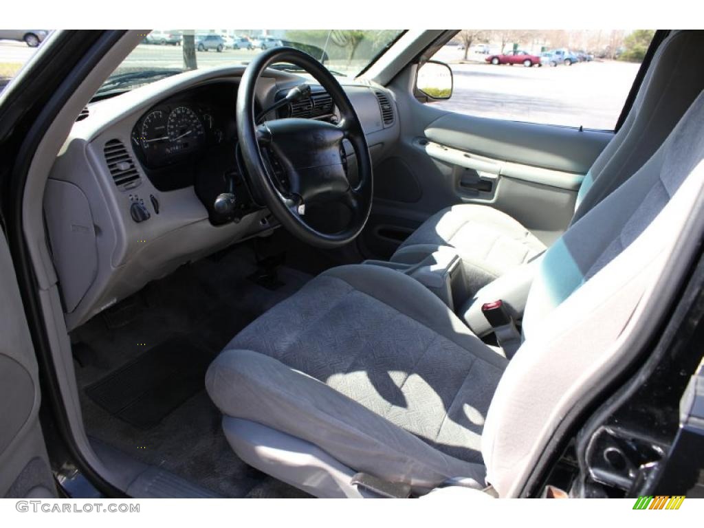 1999 Explorer XLT 4x4 - Black Clearcoat / Medium Prairie Tan photo #12