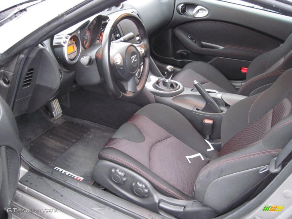 NISMO Black/Red Interior 2009 Nissan 370Z NISMO Coupe Photo #47198762