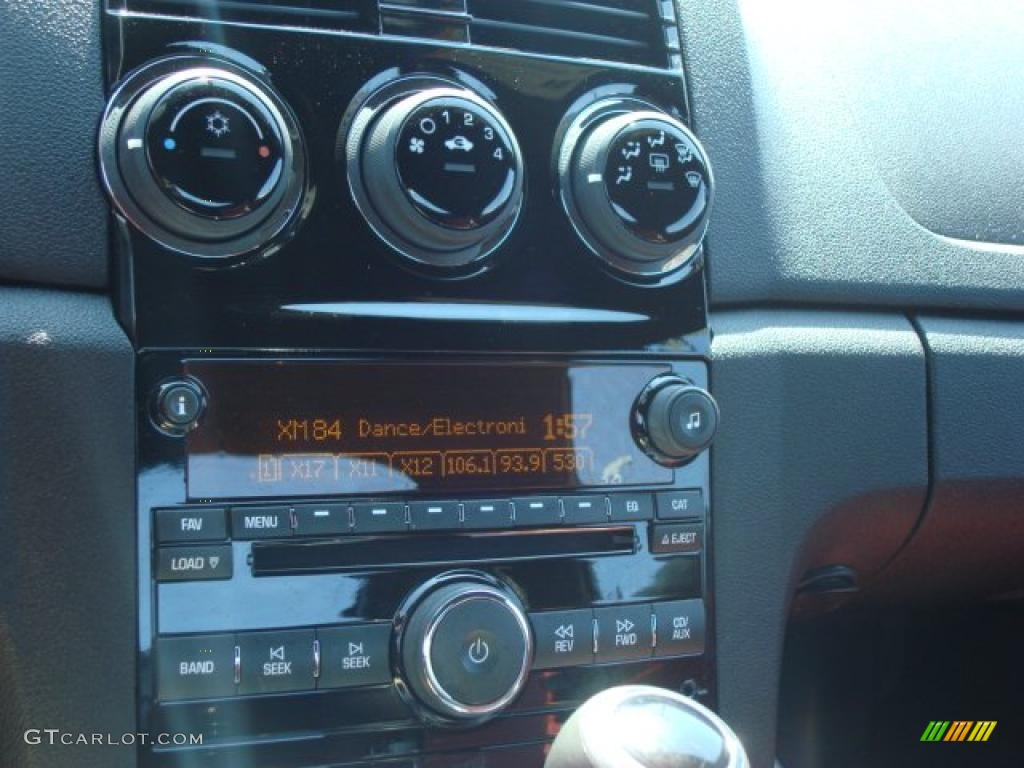 2008 Saturn Sky Red Line Roadster Controls Photo #47199527