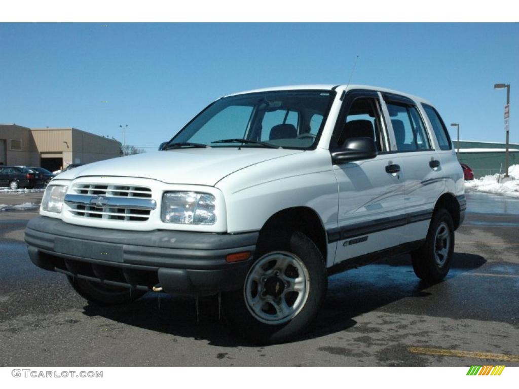 White 2000 Chevrolet Tracker 4WD Hard Top Exterior Photo #47199680