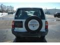 White - Tracker 4WD Hard Top Photo No. 5