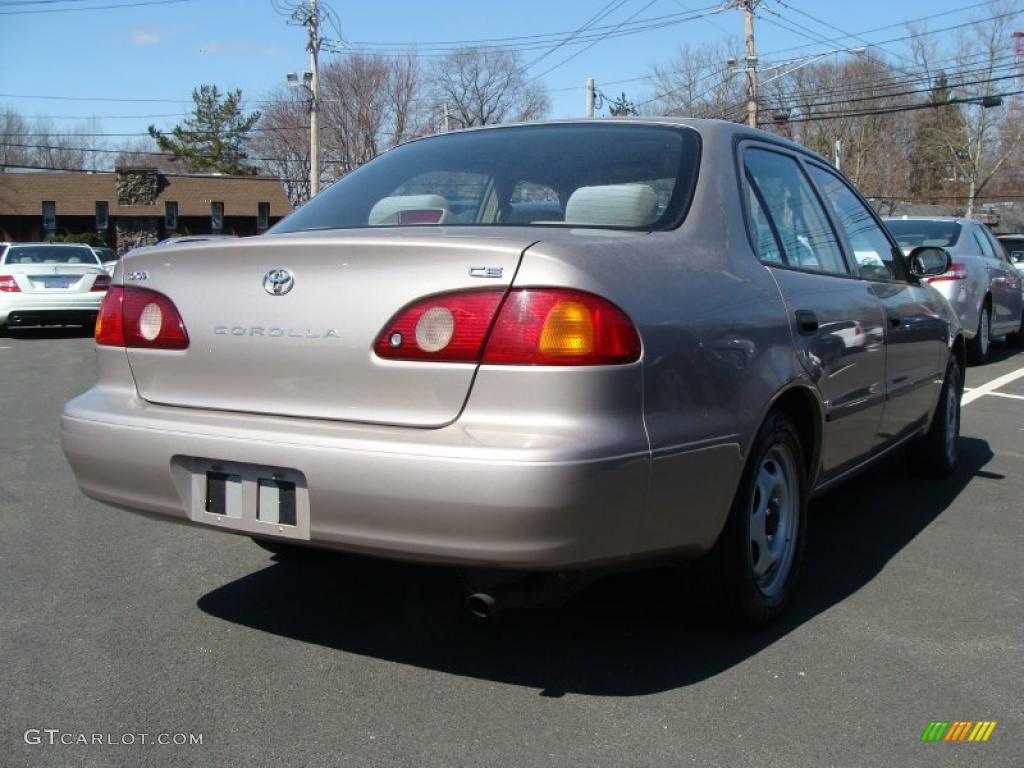 2002 Corolla CE - Sandrift Metallic / Pebble Beige photo #4