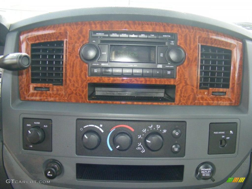 2006 Dodge Ram 1500 SLT TRX Regular Cab 4x4 Controls Photo #47202383