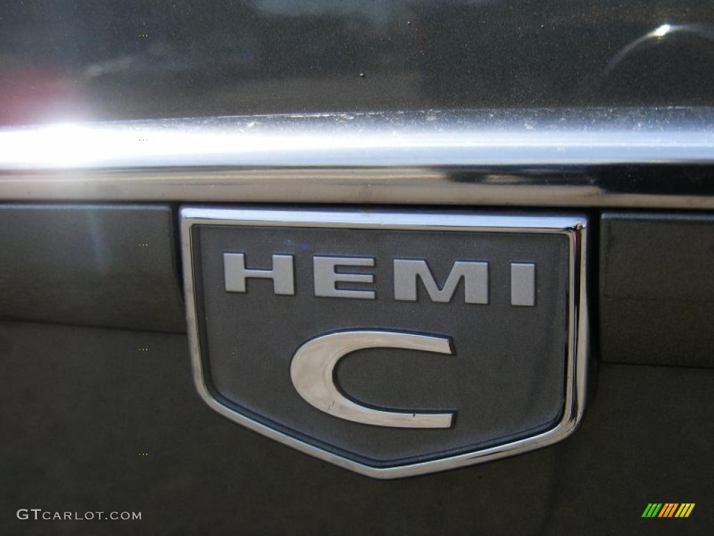 2008 Chrysler 300 C HEMI Marks and Logos Photos