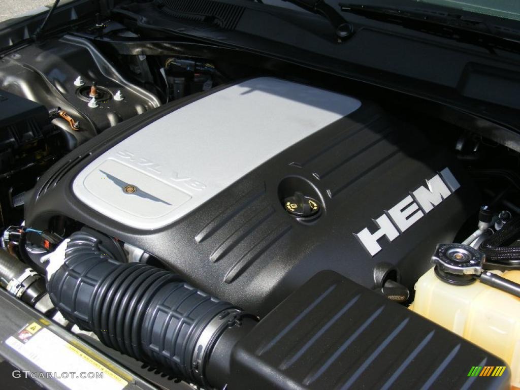 2008 Chrysler 300 C HEMI 5.7 Liter HEMI OHV 16-Valve VVT MDS V8 Engine Photo #47203829