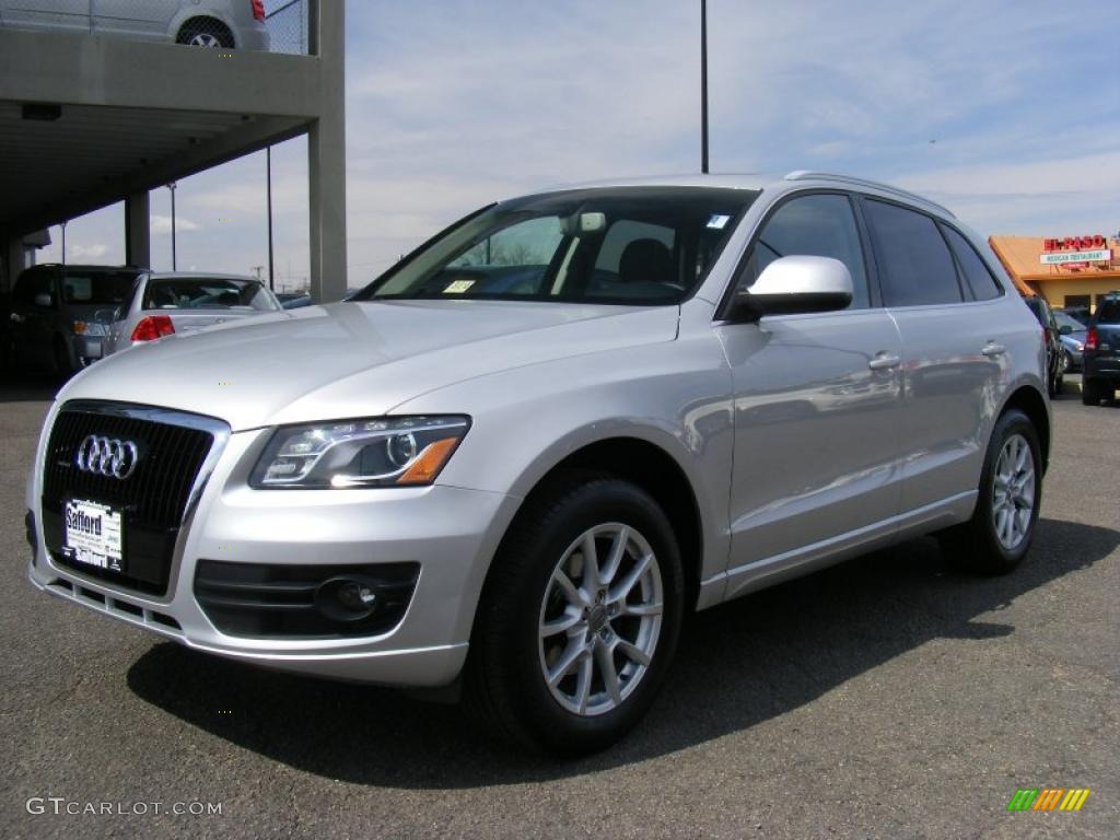 2009 Q5 3.2 Premium quattro - Ice Silver Metallic / Black photo #1