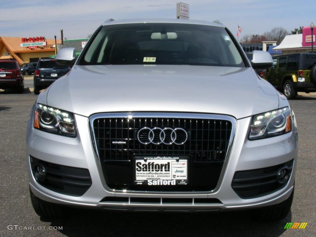 2009 Q5 3.2 Premium quattro - Ice Silver Metallic / Black photo #2