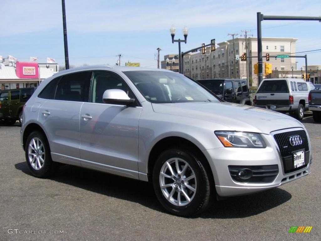 2009 Q5 3.2 Premium quattro - Ice Silver Metallic / Black photo #3