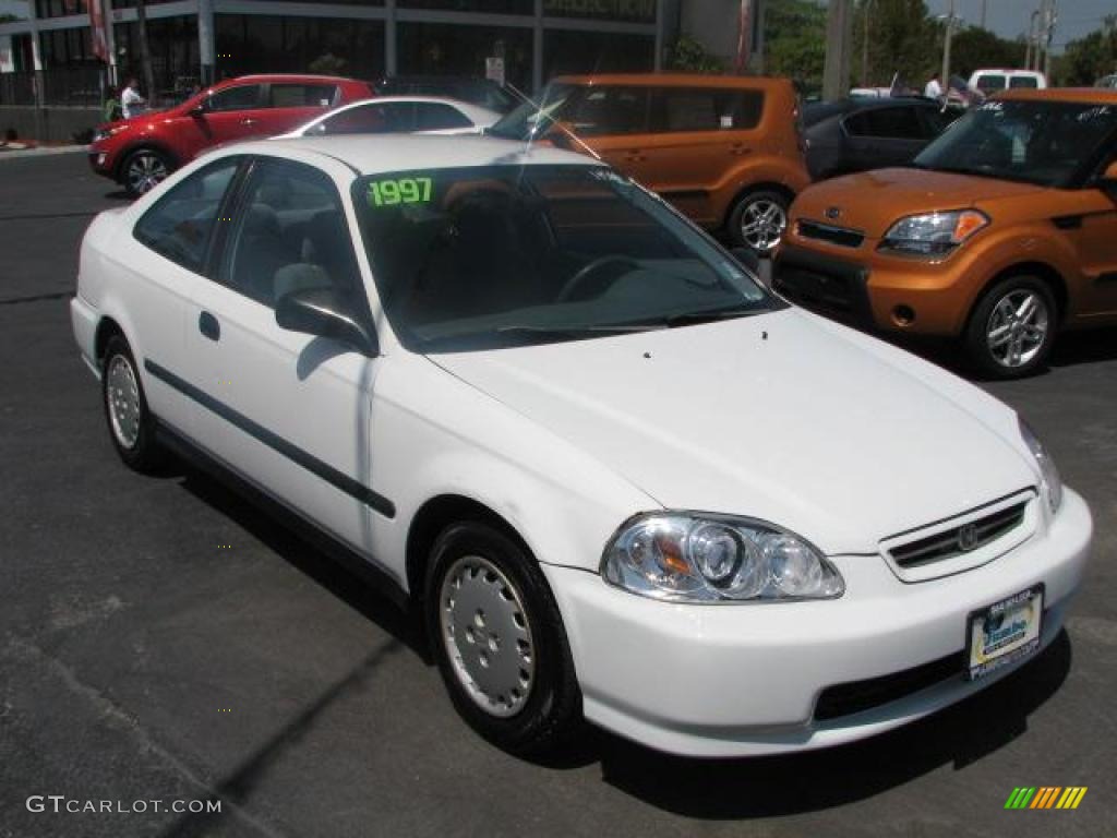 Frost White 1997 Honda Civic DX Coupe Exterior Photo #47205959