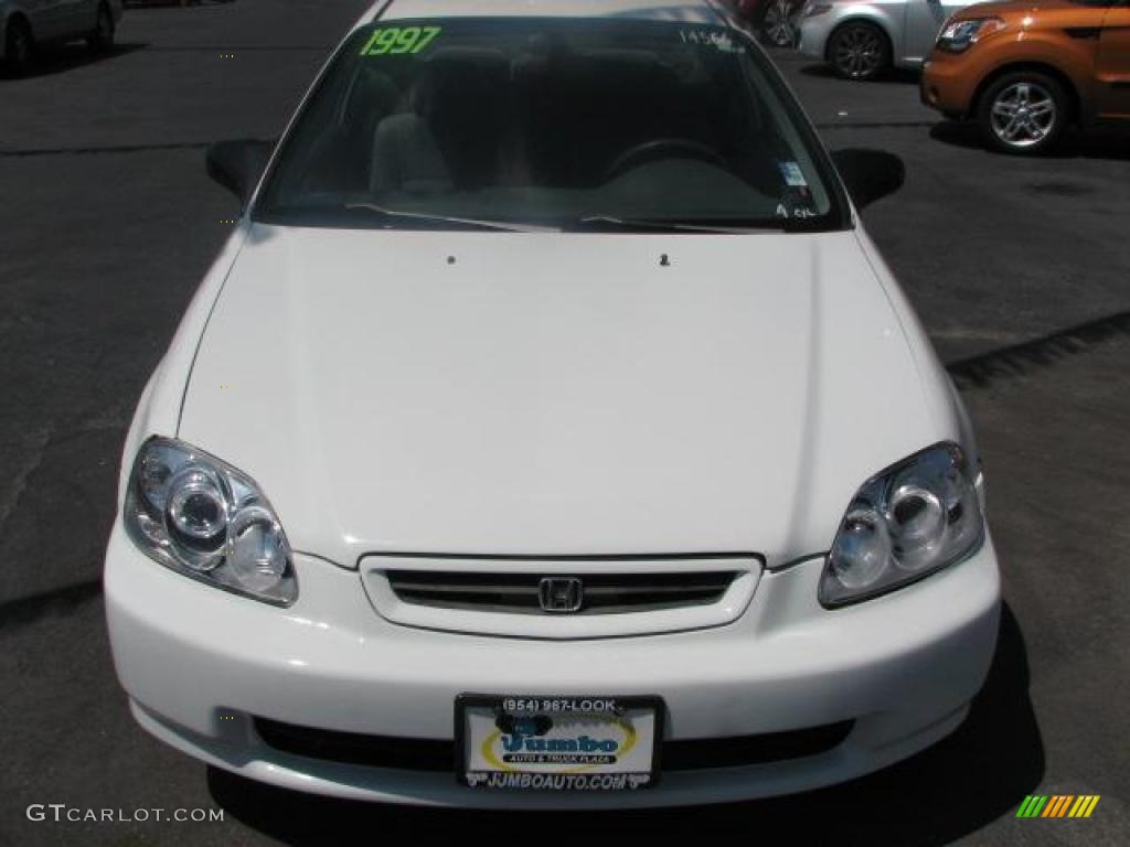 1997 Civic DX Coupe - Frost White / Gray photo #3