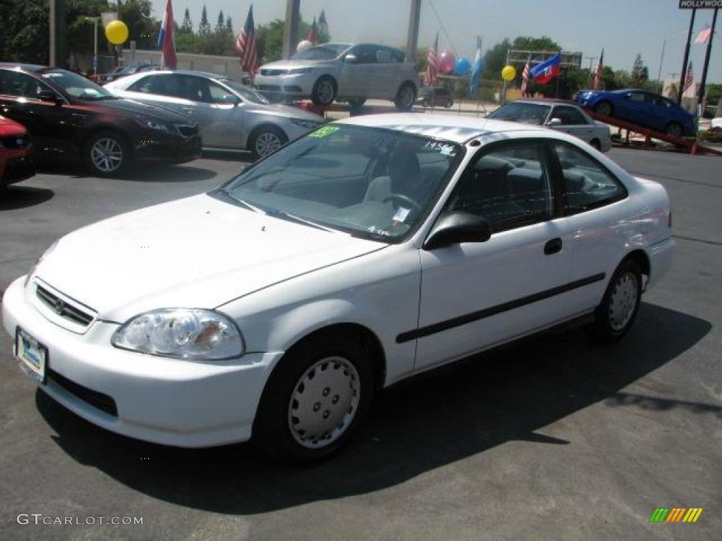 1997 Civic DX Coupe - Frost White / Gray photo #5