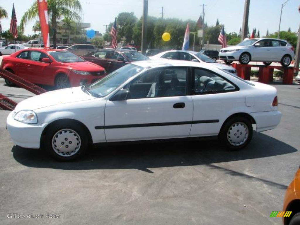 1997 Civic DX Coupe - Frost White / Gray photo #6