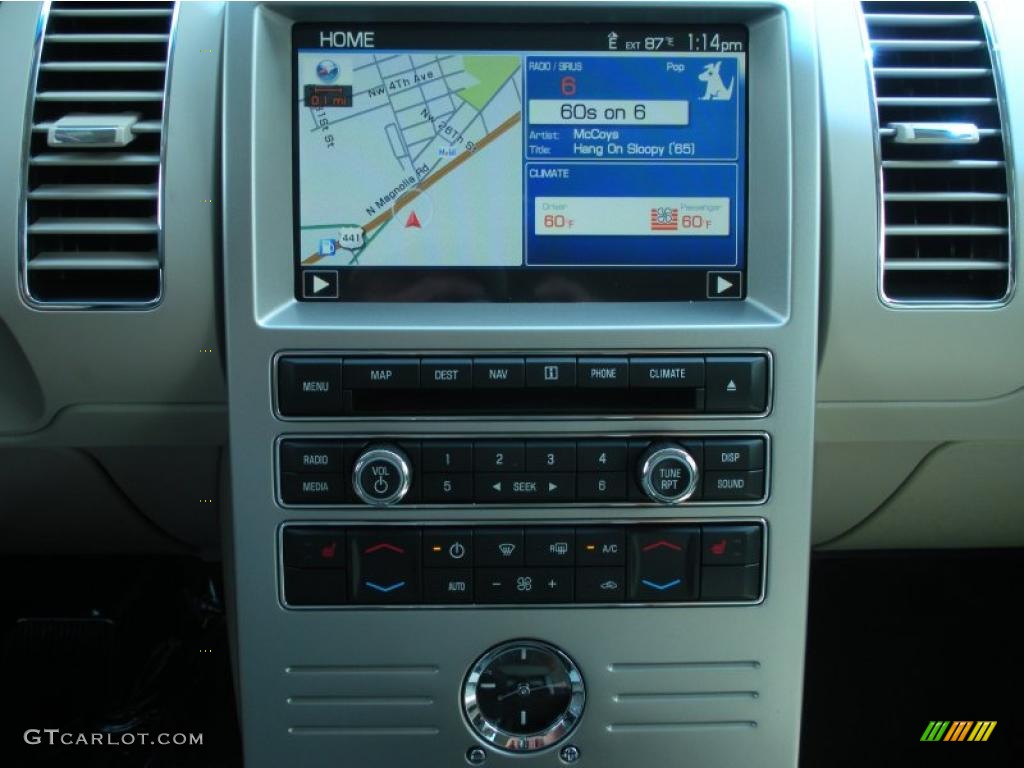 2011 Ford Flex Limited Controls Photo #47207033