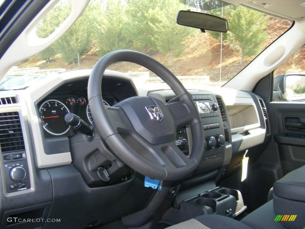 2011 Ram 1500 ST Quad Cab 4x4 - Brilliant Black Crystal Pearl / Dark Slate Gray/Medium Graystone photo #5