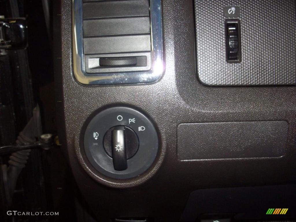 2008 Mazda Tribute i Touring 4WD Controls Photo #47207627