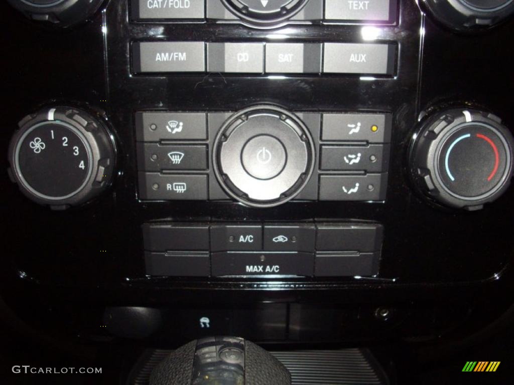 2008 Mazda Tribute i Touring 4WD Controls Photos