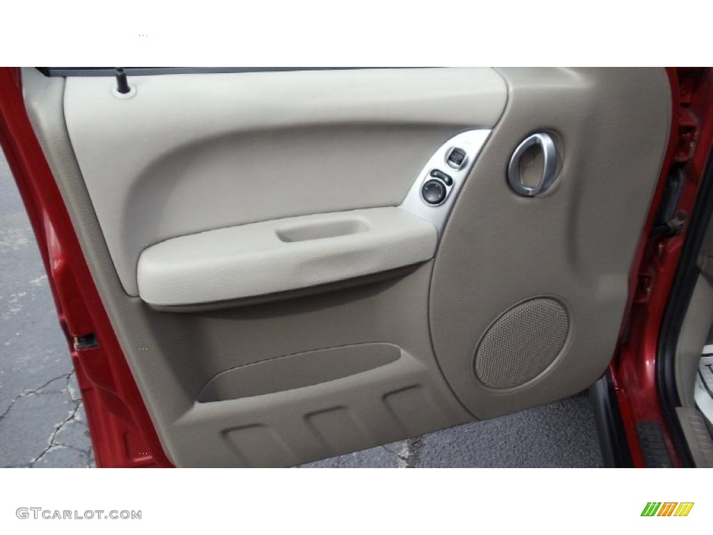 2006 Jeep Liberty Limited 4x4 Khaki Door Panel Photo #47208335