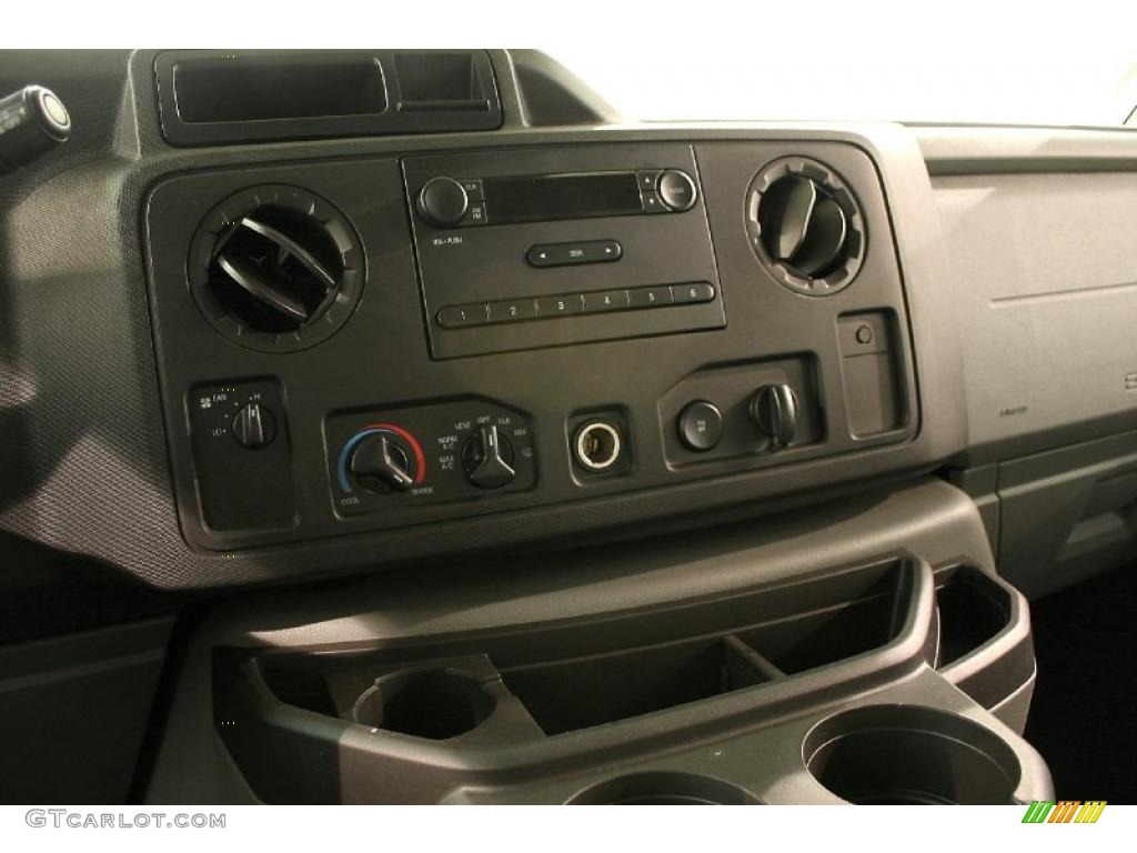 2011 Ford E Series Van E250 XL Cargo Controls Photo #47209742