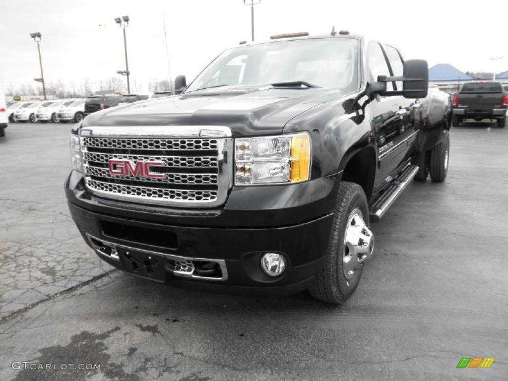 Onyx Black 2011 GMC Sierra 3500HD Denali Crew Cab 4x4 Dually Exterior Photo #47209781