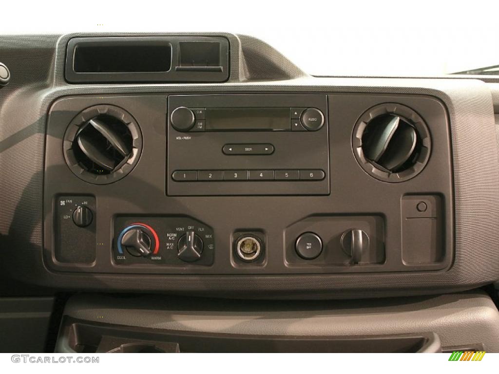 2011 Ford E Series Van E250 XL Cargo Controls Photo #47209835