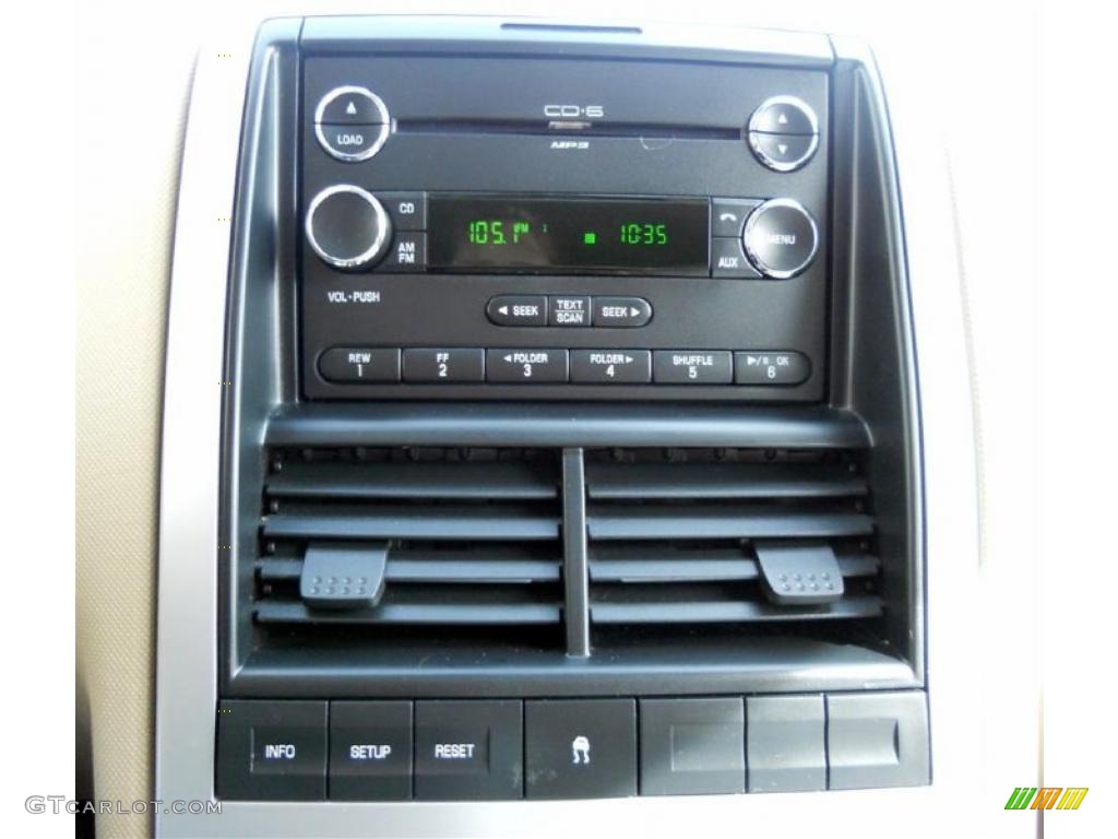 2008 Mercury Mountaineer Premier AWD Controls Photo #47210681