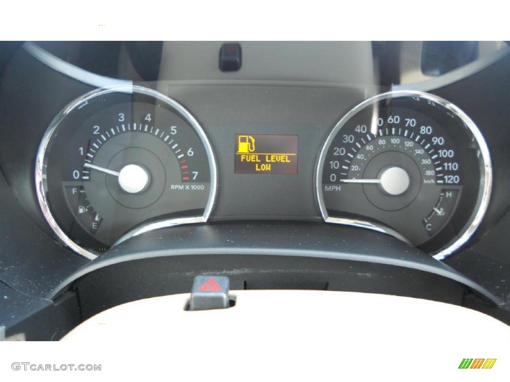 2008 Mercury Mountaineer Premier AWD Gauges Photos