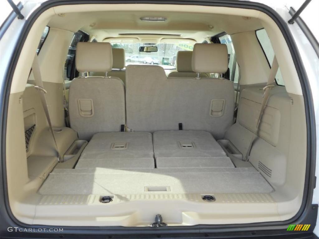 2008 Mercury Mountaineer Premier AWD Trunk Photo #47210846