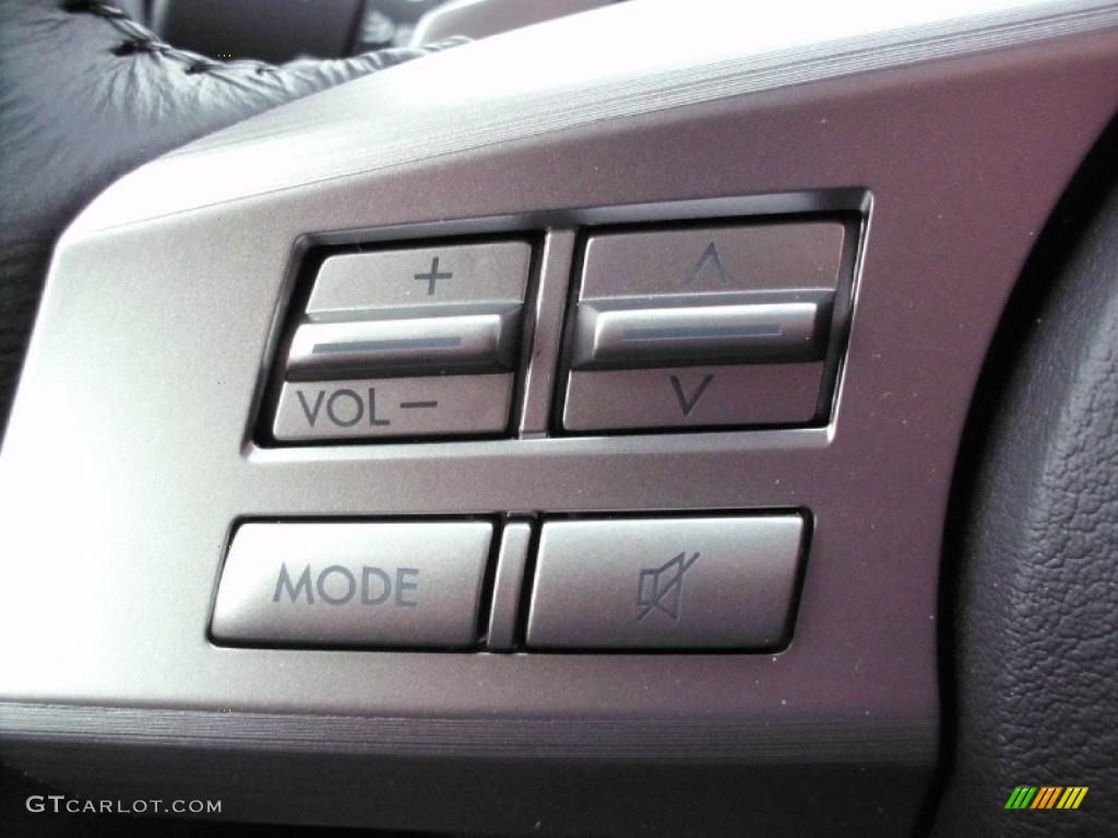 2011 Subaru Outback 2.5i Premium Wagon Controls Photo #47211326