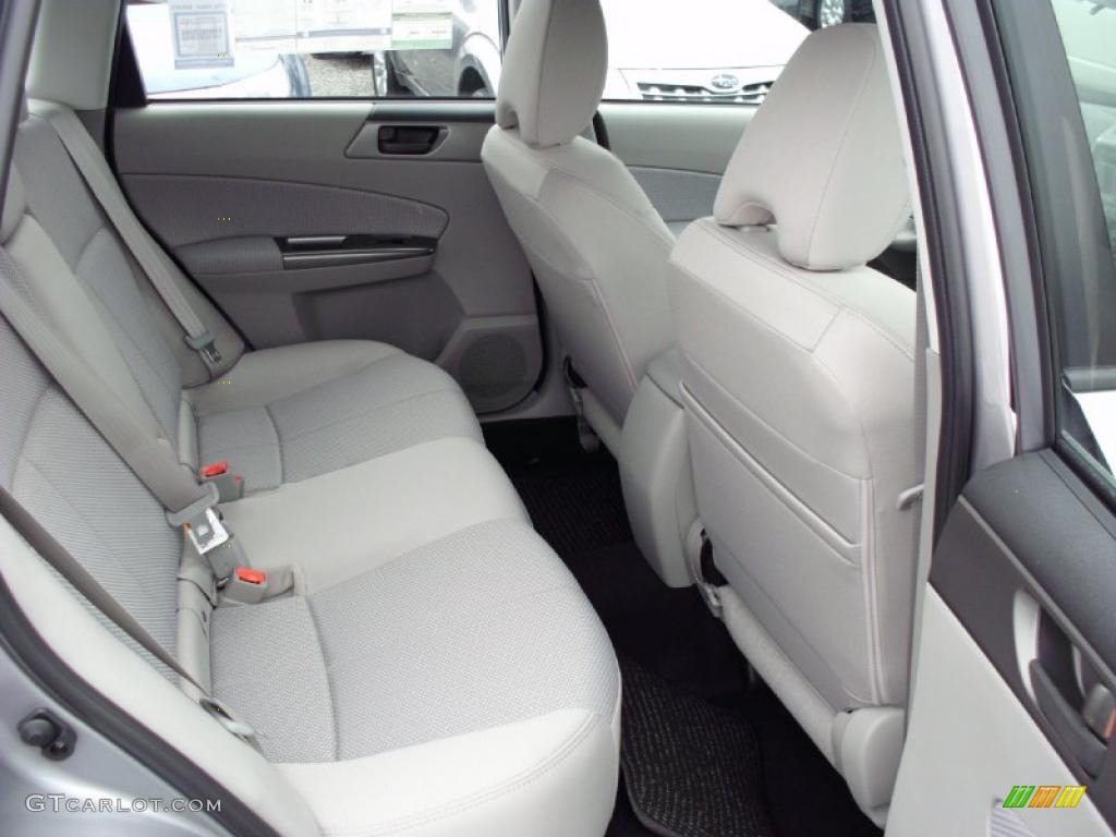 Platinum Interior 2011 Subaru Forester 2.5 X Photo #47211881
