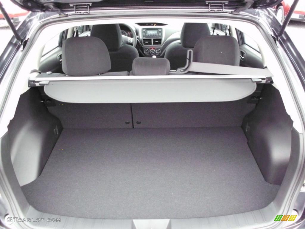 2011 Subaru Impreza 2.5i Premium Wagon Trunk Photo #47212337