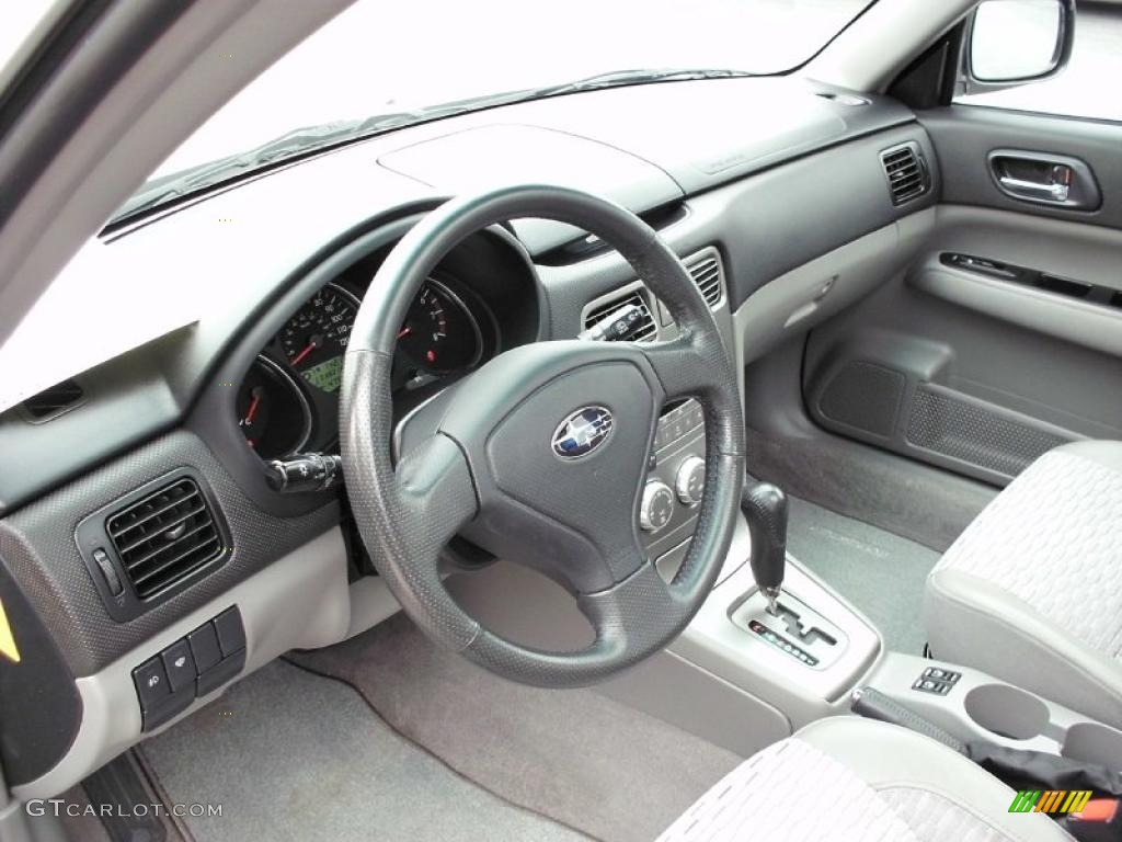 2005 Subaru Forester 2.5 XS interior Photo #47213375