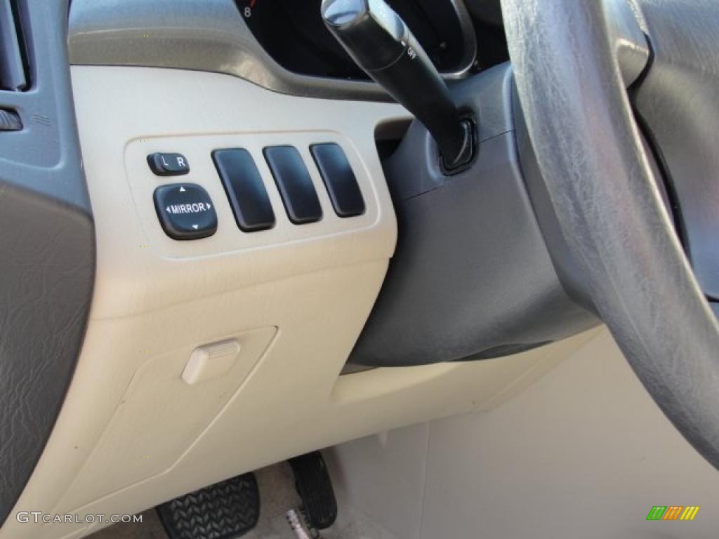 2002 Toyota Highlander I4 Controls Photo #47214002