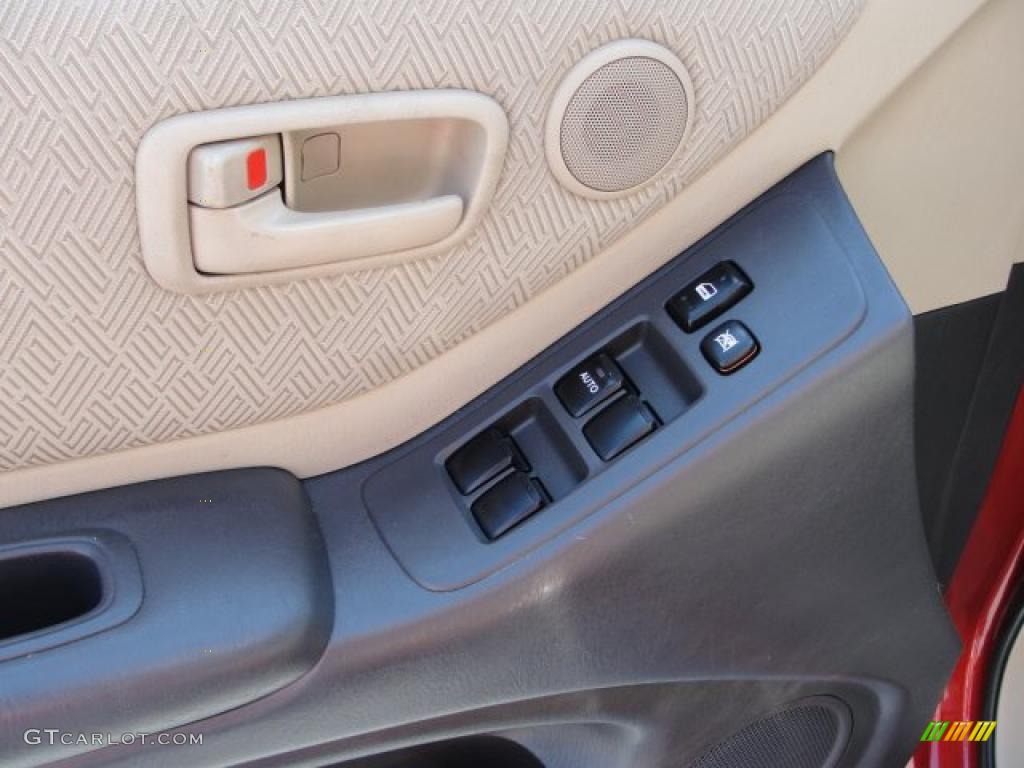 2002 Toyota Highlander I4 Controls Photo #47214017