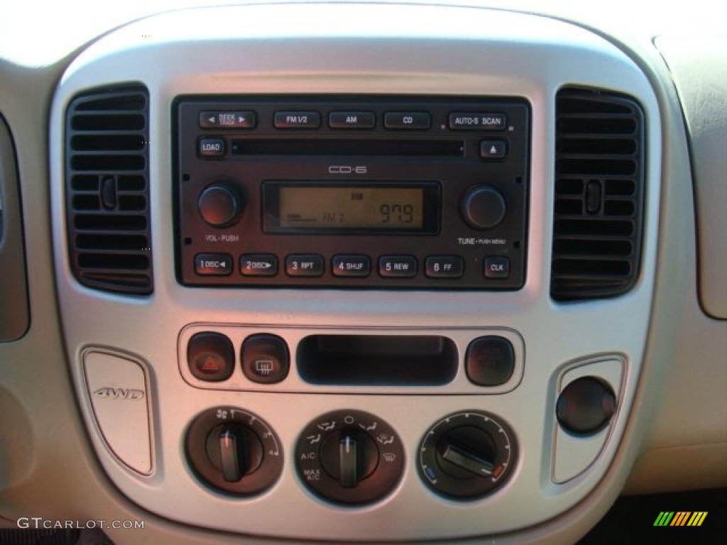 2005 Ford Escape XLT V6 4WD Controls Photo #47214512