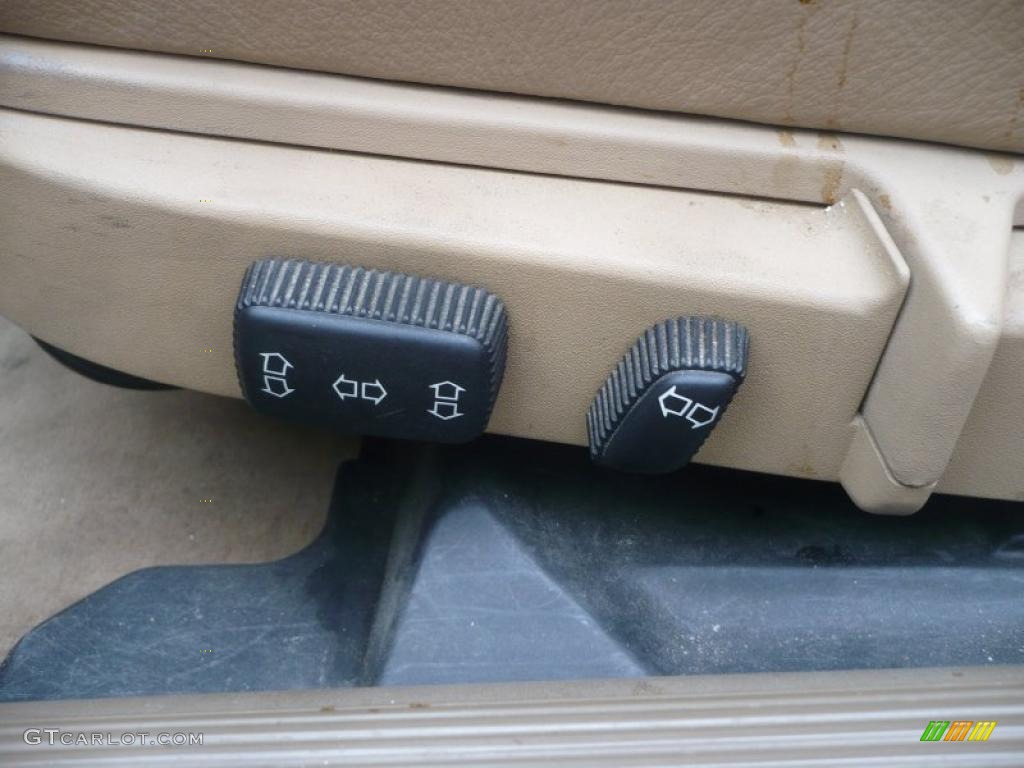 1995 BMW 3 Series 325i Convertible Controls Photo #47214902